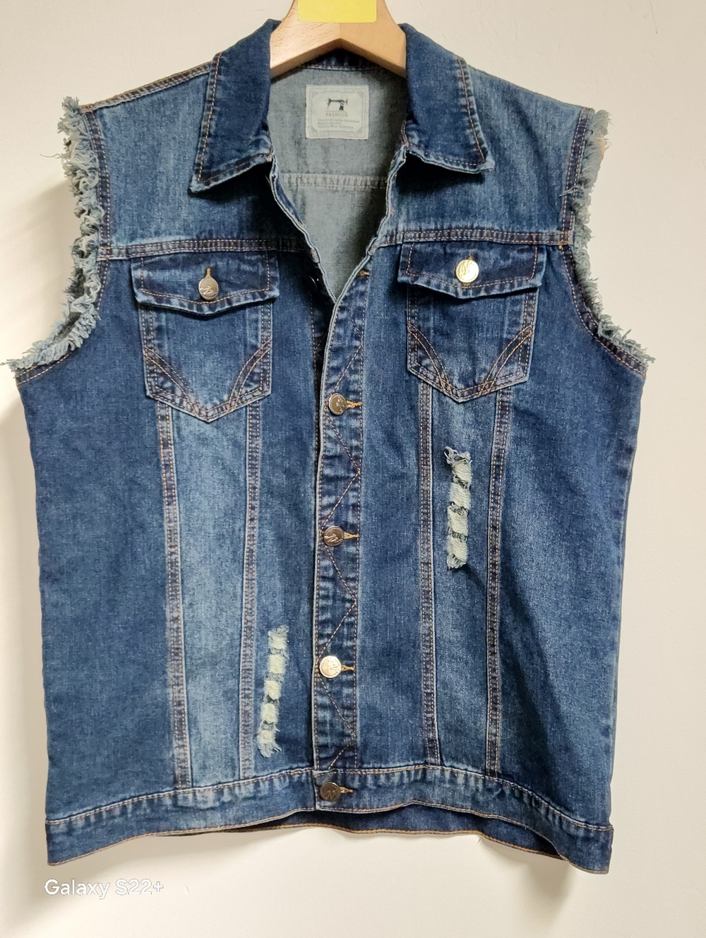 Fashion  Distressed Ripped Denim Vest Biker/Cowboy Vintage  Style Size  M .  C14 - Picture 12 of 13